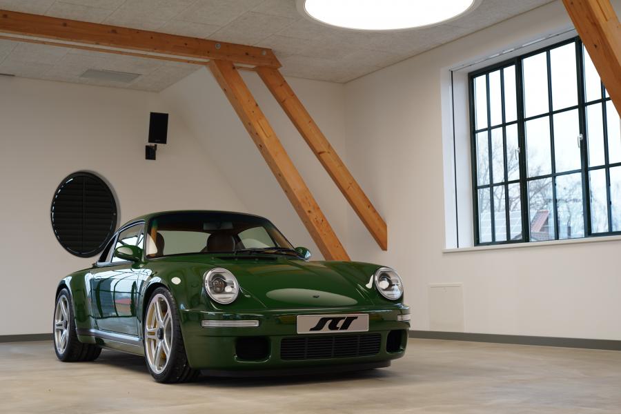  Ruf SCR 2020 года  (фото 1 из 12)